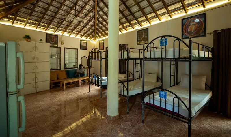 hostel in north goa